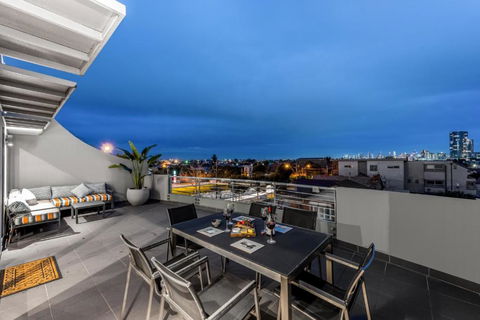 StayCentral - Moonee Ponds Penthouse - St Kilda Accommodation 0