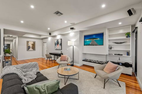 StayCentral - Moonee Ponds Penthouse - St Kilda Accommodation 3