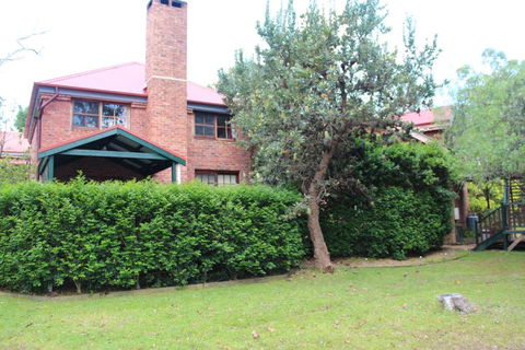 Storey Grange - St Kilda Accommodation 1