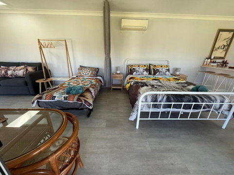 Sunrise Quarter Horse Stud - St Kilda Accommodation 1
