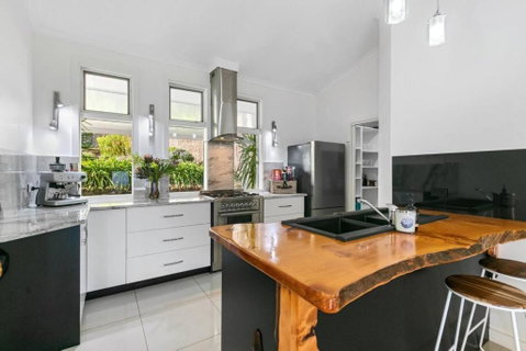 Sunset Estate In Mount Osmond - St Kilda Accommodation 2