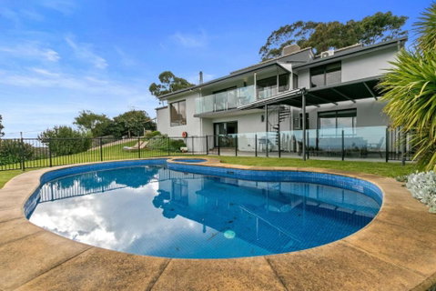Sunset Estate In Mount Osmond - St Kilda Accommodation 3