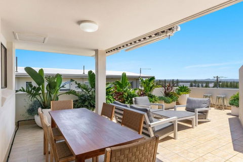 Talinga 5 - Location And Views - St Kilda Accommodation 0