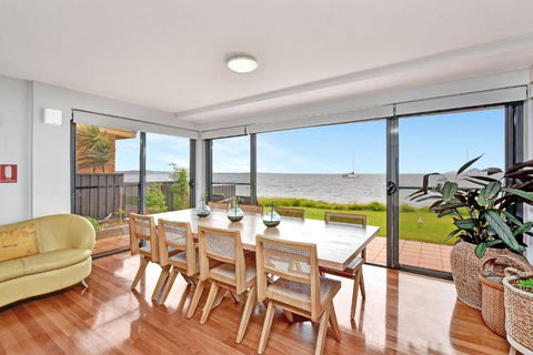 The Bay Luxury Accommodation - St Kilda Accommodation 0