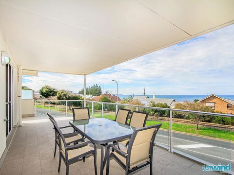 The Block Escape - Ocean Views No 6 - St Kilda Accommodation 1