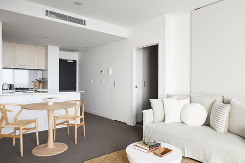 The Cove - St Kilda Accommodation 2