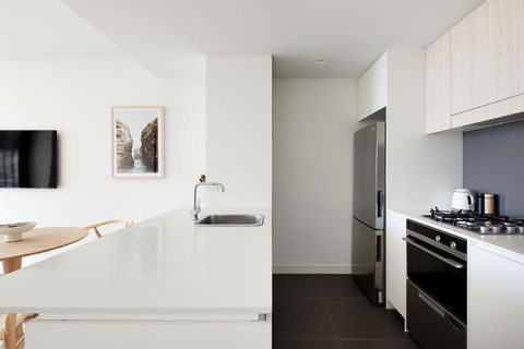 The Cove - St Kilda Accommodation 1