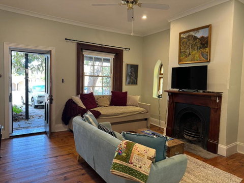 The Garden Cottage - St Kilda Accommodation 0