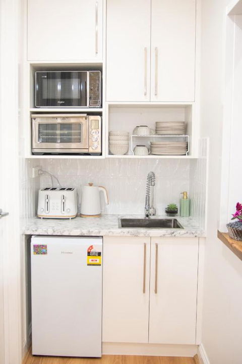 The Guesthouse - St Kilda Accommodation 1