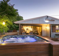 Beachside Cottages - St Kilda Accommodation