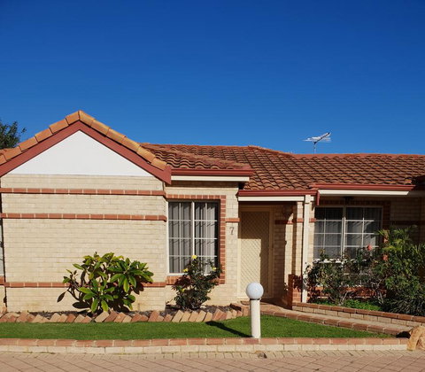 Beachside Retreat 2 - St Kilda Accommodation 0