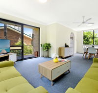 Beachside Unit Near Convention Centre - St Kilda Accommodation