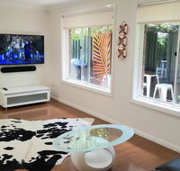 Beachside Villa Ettalong Beach - St Kilda Accommodation