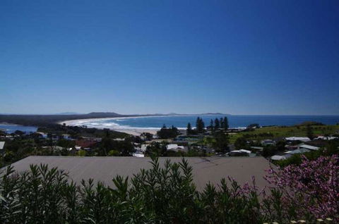 Beau Soleil, 28 East Street - St Kilda Accommodation 0