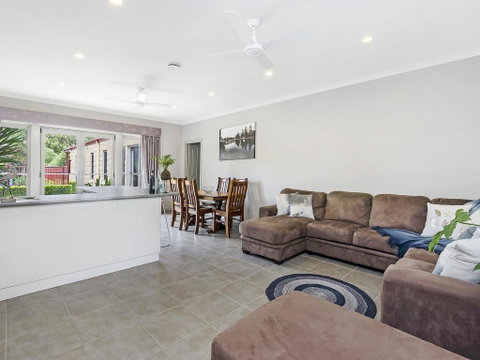 BEL MIREN - DUSTY MILLER - St Kilda Accommodation 2