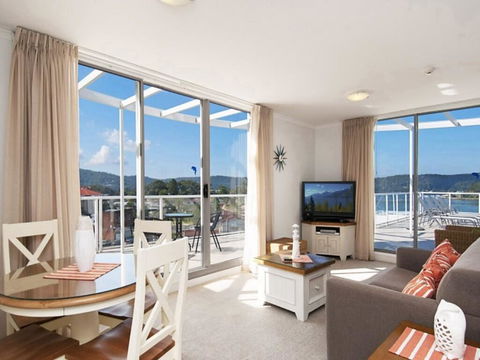 Bella Mare - 2 Bedroom Ocean View Terrace Apt - St Kilda Accommodation 0