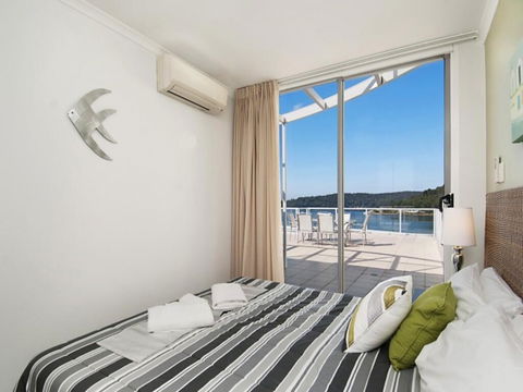 Bella Mare - 2 Bedroom Ocean View Terrace Apt - St Kilda Accommodation 3