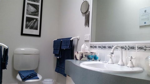 Bellevue Bed & Breakfast - St Kilda Accommodation 2