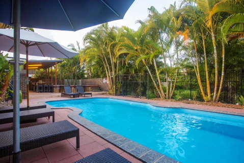 Best Western Plus Quarterdecks Retreat - St Kilda Accommodation 1