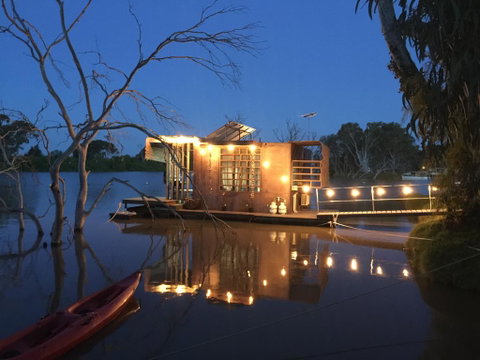 Bill's Boathouse - St Kilda Accommodation 0