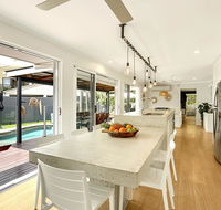 Birdsong - St Kilda Accommodation