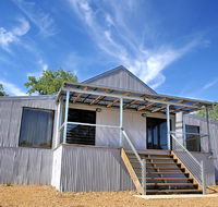 Black Sheep Inn - St Kilda Accommodation