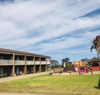 Black Swan Motor Inn - St Kilda Accommodation