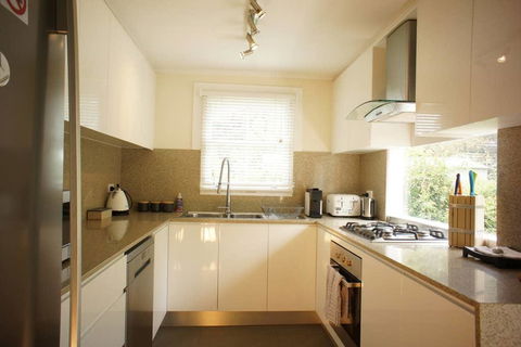 Blackheath Nook - St Kilda Accommodation 2