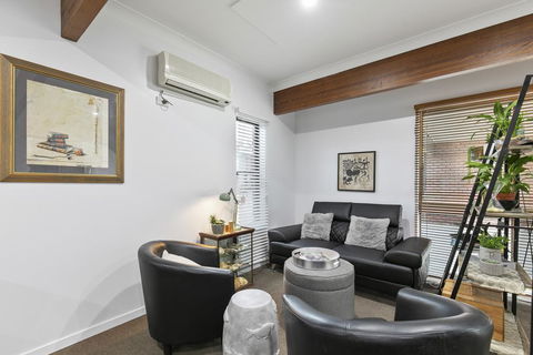 Blue Shades Motel - St Kilda Accommodation 1