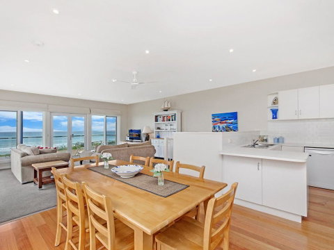 Blue Vista - St Kilda Accommodation 0