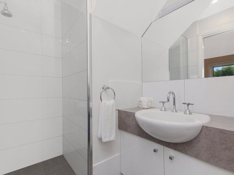 Blue Vista - St Kilda Accommodation 3