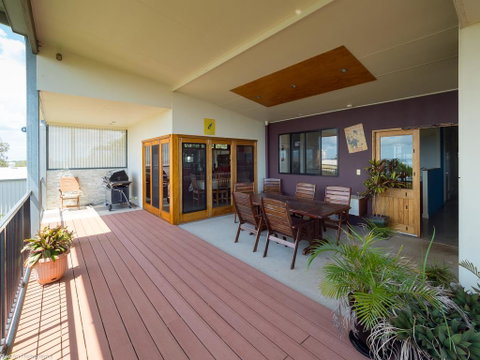 Blue Water Retreat - Upstairs - St Kilda Accommodation 0