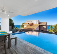 Blue Water Splendour - Infinity pool and amazing views - St Kilda Accommodation