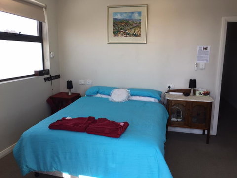 Blue Wren Retreat - St Kilda Accommodation 1