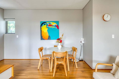 The Nordic Nook - A Relaxed Redcliffe Stay - St Kilda Accommodation 3