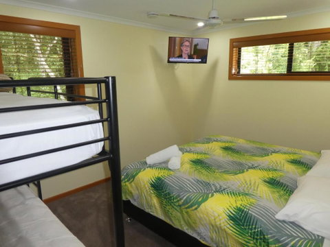 The Summit Rainforest Retreat - St Kilda Accommodation 2