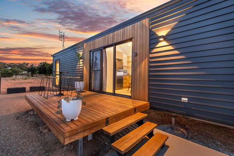 Three Ponds Estate - St Kilda Accommodation 1