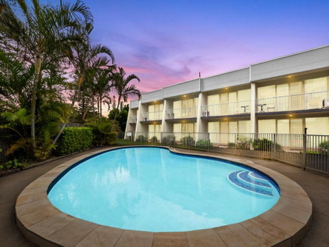 Yamba Sun - St Kilda Accommodation 0