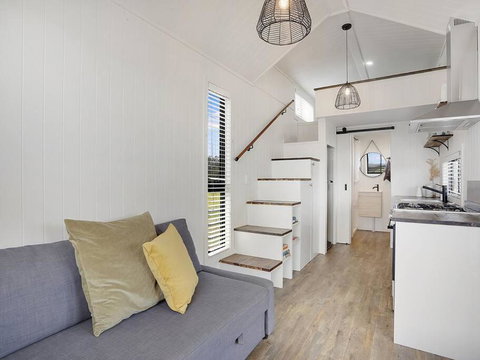 Yamba Tiny House Iris - St Kilda Accommodation 2