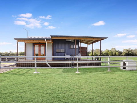 Yamba Tiny House Iris - St Kilda Accommodation 0