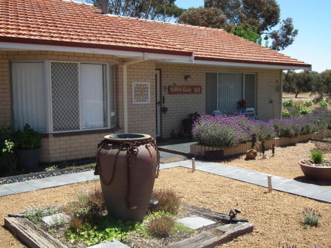 Yellow Gum Bed And Breakfast - St Kilda Accommodation 3