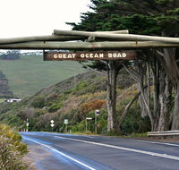 Small-Group Great Ocean Road and Twelve Apostles Full-Day Tour - St Kilda Accommodation