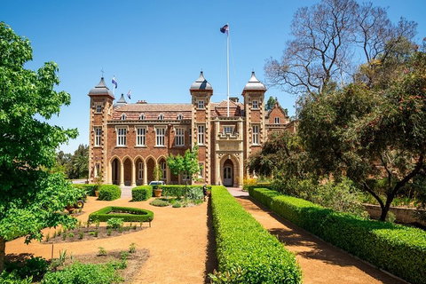 Perth Scavenger Hunt: Perched On A Swan - St Kilda Accommodation 0