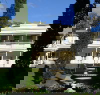 Melbourne City Tour Lifestyle of the Rich and Famous - St Kilda Accommodation