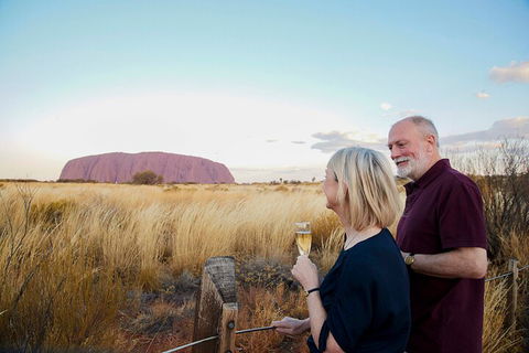 2-Day Uluru Sunset And Kata Tjuta Tour From Ayers Rock - St Kilda Accommodation 3