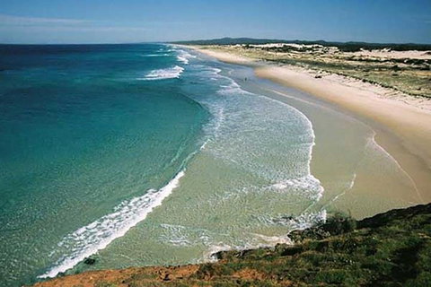 Full-Day Moreton Island 4x4 Sightseeing Tour - St Kilda Accommodation 2
