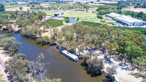 Taste Of The Valley Cruise From Perth - St Kilda Accommodation 3