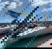 2-Night Whitsundays Sailing Cruise incl. Whitehaven Beach  Great Barrier Reef - St Kilda Accommodation