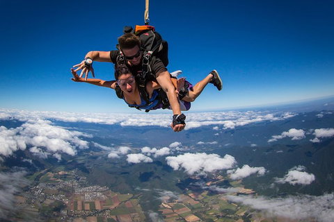 Reef And Rainforest Tandem Sky Dive In Cairns - St Kilda Accommodation 3