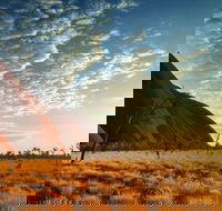 Highlights of Uluru Including Sunrise and Breakfast - St Kilda Accommodation